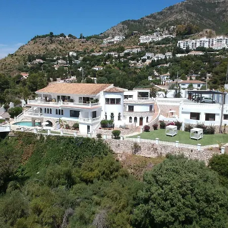 Mijas Residence *